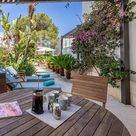 La Nau - Fantastic With Hot Tub And Pool, Just Steps Away From Daire *