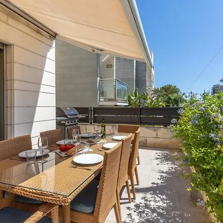 Daire La Nau - Fantastic With Hot Tub And Pool, Just Steps Away From Port de Pollença