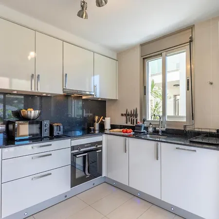 Daire La Nau - Fantastic With Hot Tub And Pool, Just Steps Away From Port de Pollença